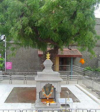 Gurusthan where Baba practiced meditation